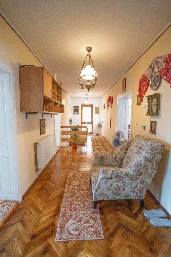 Apartamento Doi Bujori Alba Iulia Exterior foto